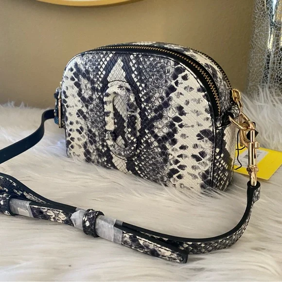 New Marc Jacob shutter Leather crossbody Bag - Picture 14 of 17